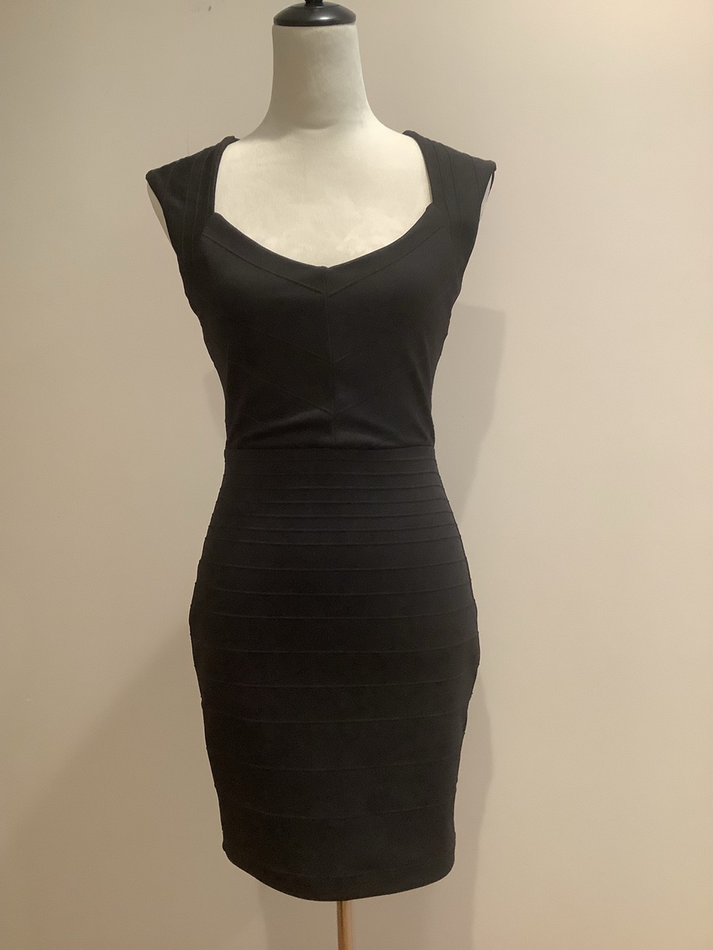City Studio Black Bodycon Dress Juniors Size 5, Pre-owned